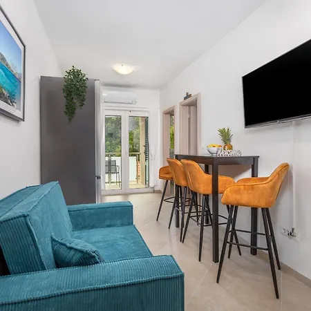 Divine Apartment *