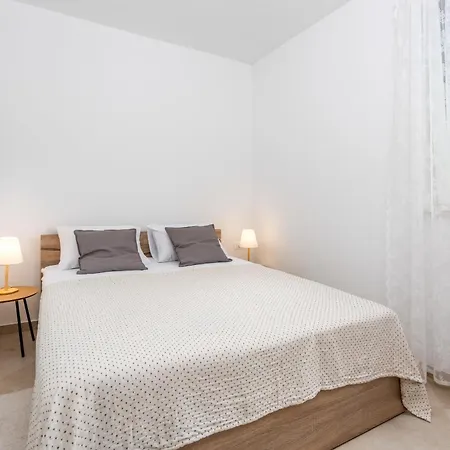 Divine Appartamento Baška