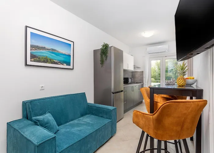 Divine Διαμέρισμα