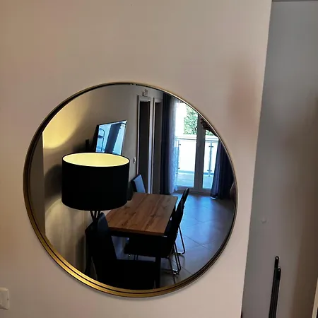 Divine Apartman